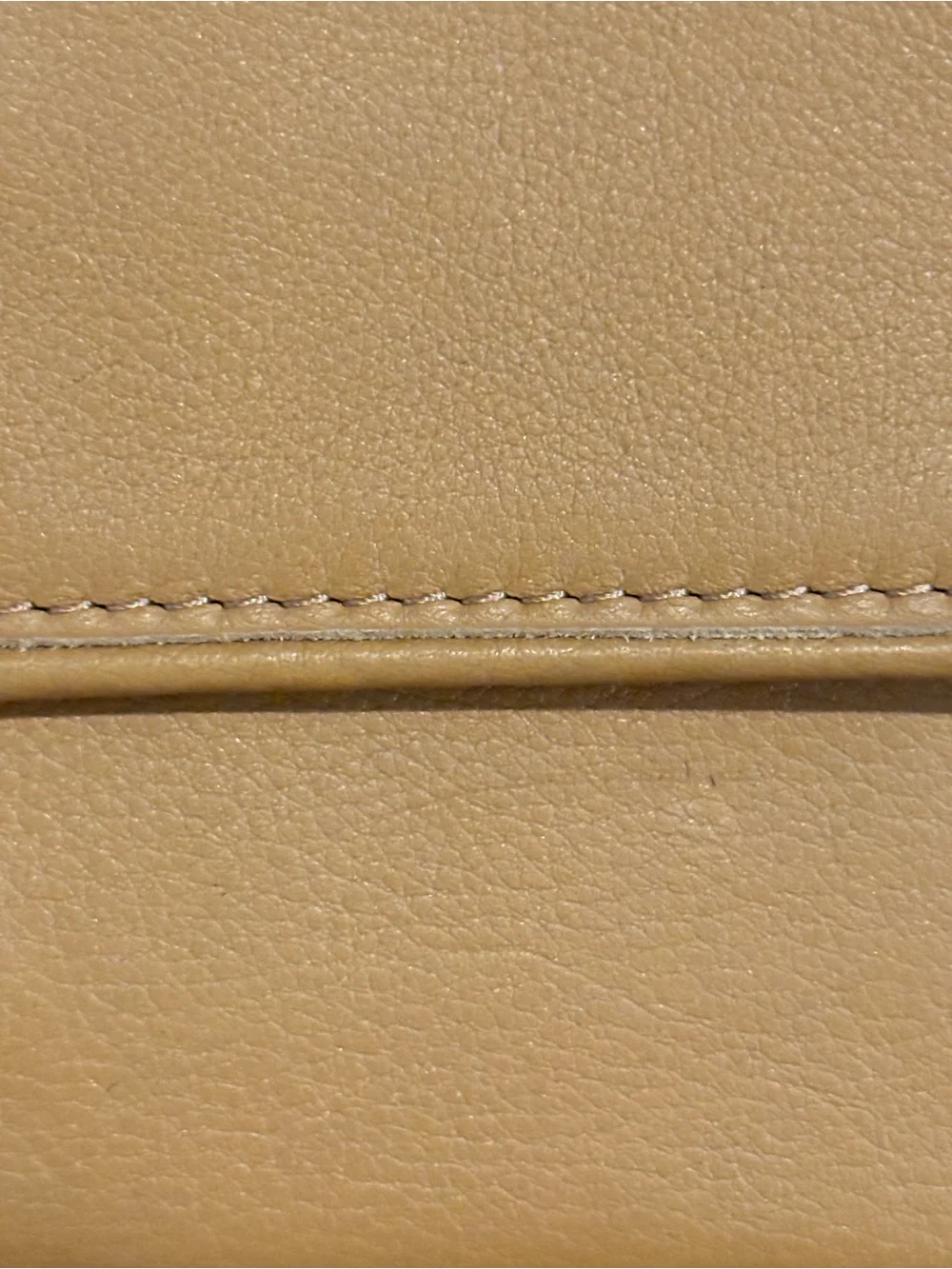 NWT American Leather Co. Leather Zip Wallet